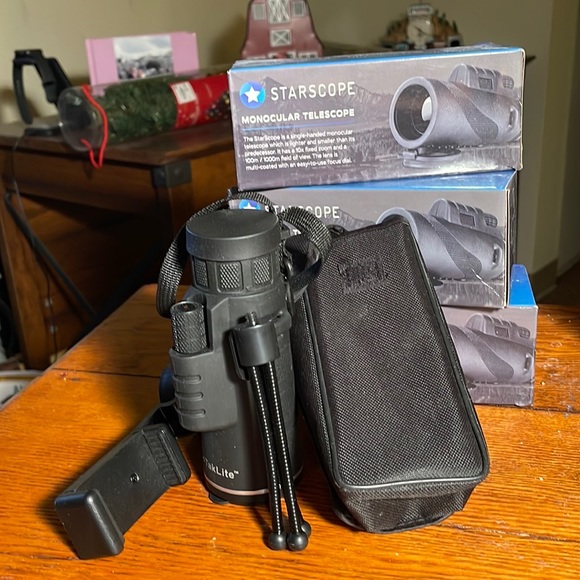 E-Bicycle color is green it’s in excellent condition brand new bought it 2021 - Picture 2 of 5